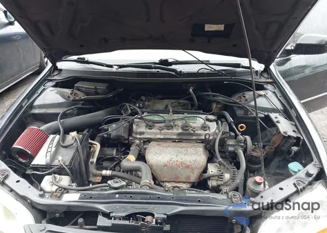 2001 Honda Accord 2.3 Lx из США, поврежденный, VIN 1HGCG66511A078041